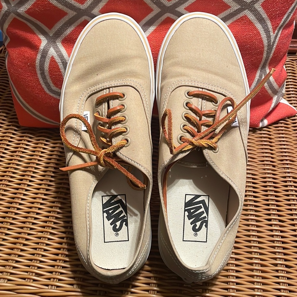 Vans: Size: 9 (w) / 7.5 (m): Tan/ Beige Sneakers